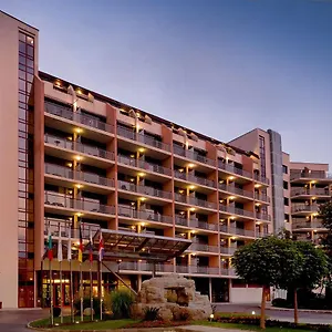 https://doubletree-by-hilton-varna-golden-sands.goldensandshotels.net