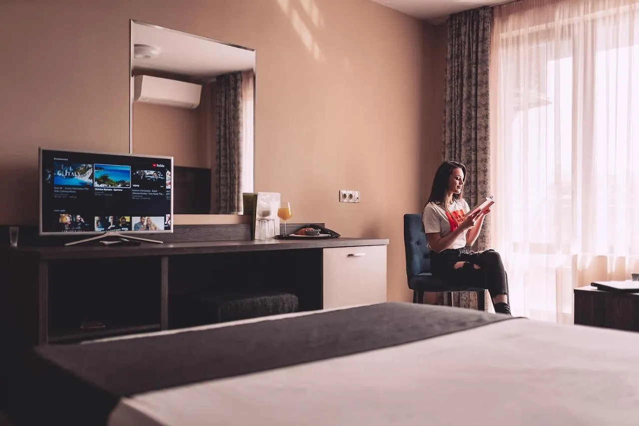 Plaza Hotel Plovdiv - Free Parking