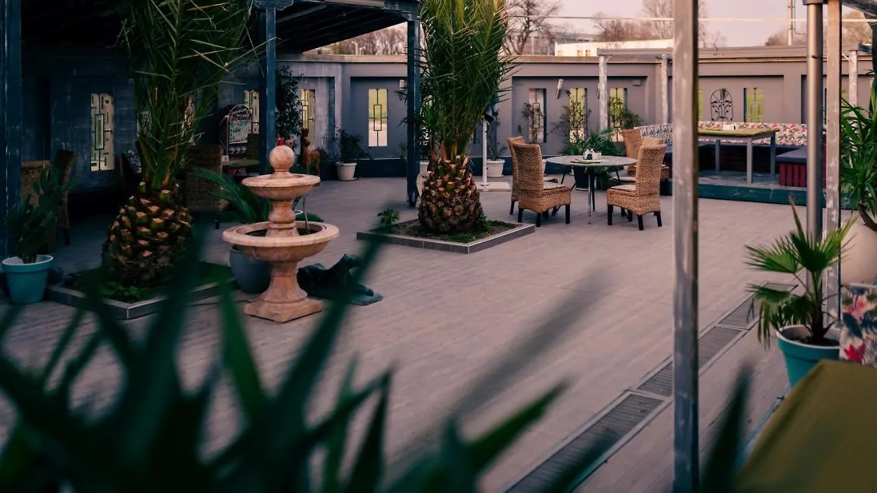 Plaza Hotel Plovdiv - Free Parking