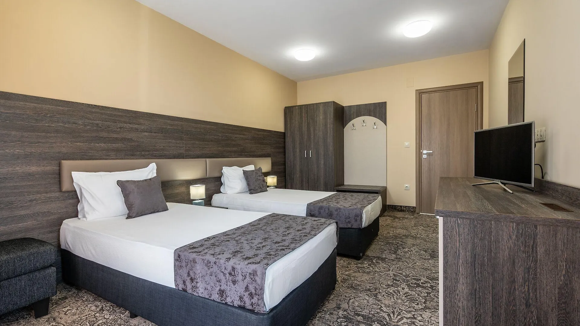 Plaza Hotel Plovdiv - Free Parking Bulgaria