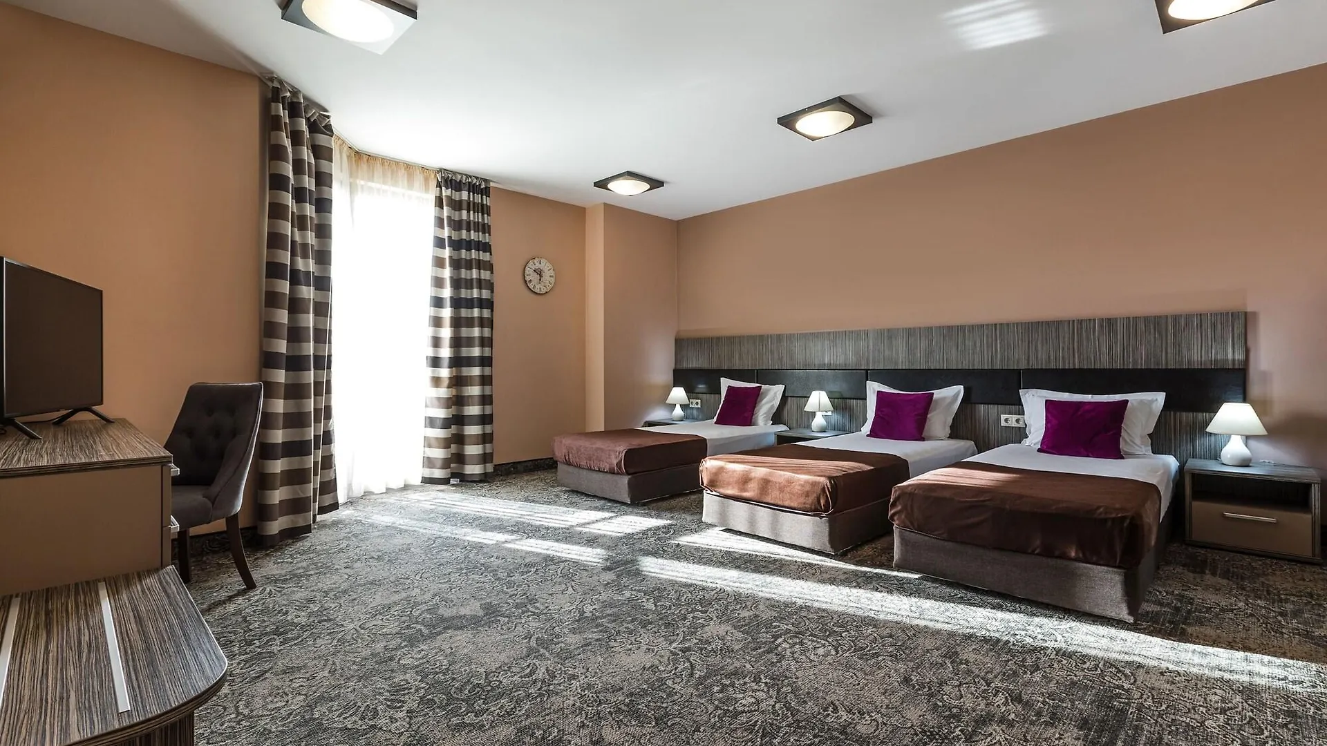 ***  Plaza Hotel Plovdiv - Free Parking Bulgaria